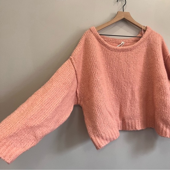 SOLD ON DEPOP - Picture 3 of 6